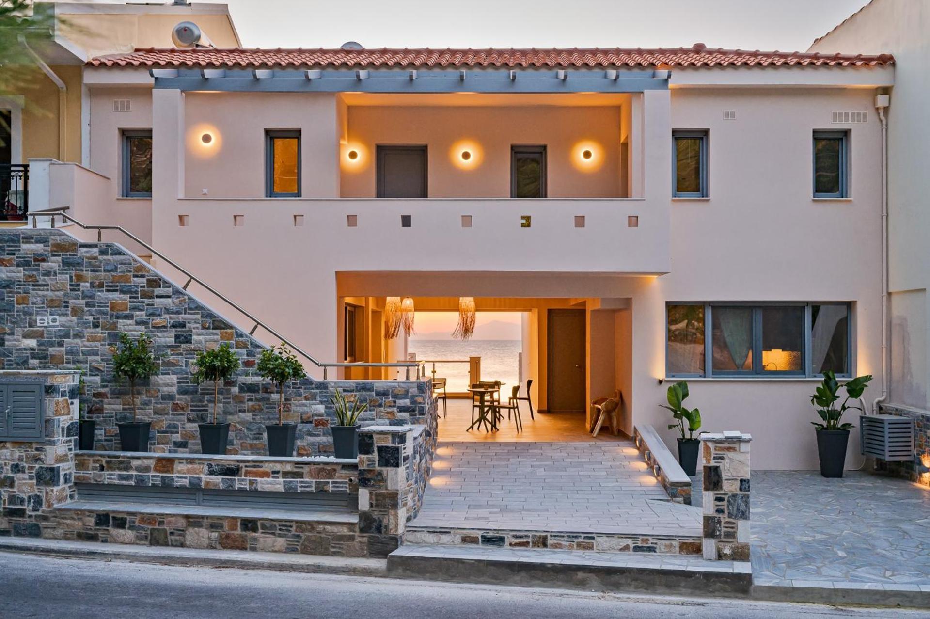 8Moons Boutique Apartments Кокарі Екстер'єр фото